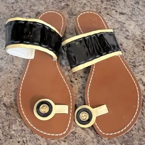 Tory Burch Elsa Patent Toe Ring Sandals 6
